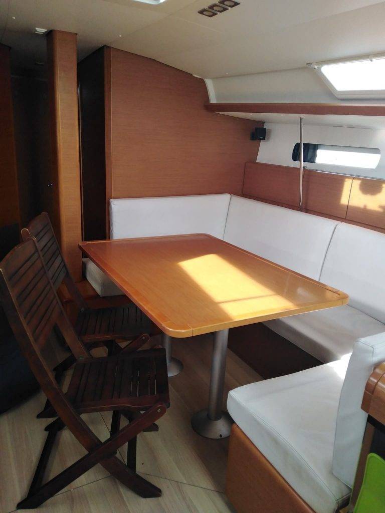 Sun Odyssey 449 - 3