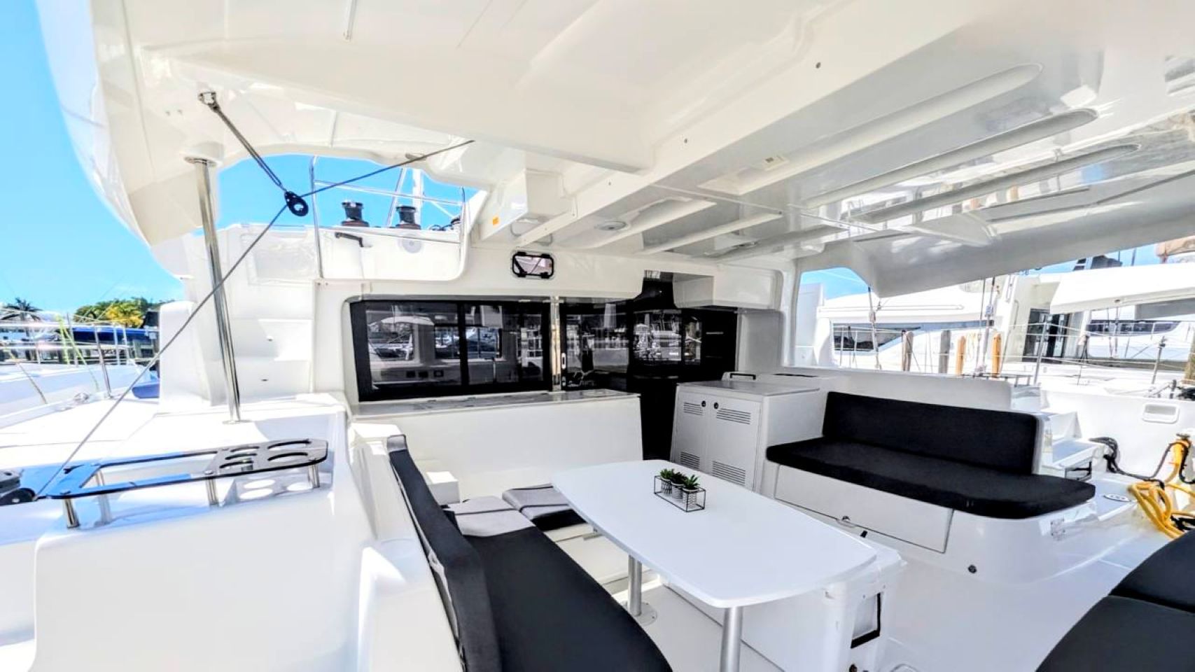 Lagoon 46 - 4