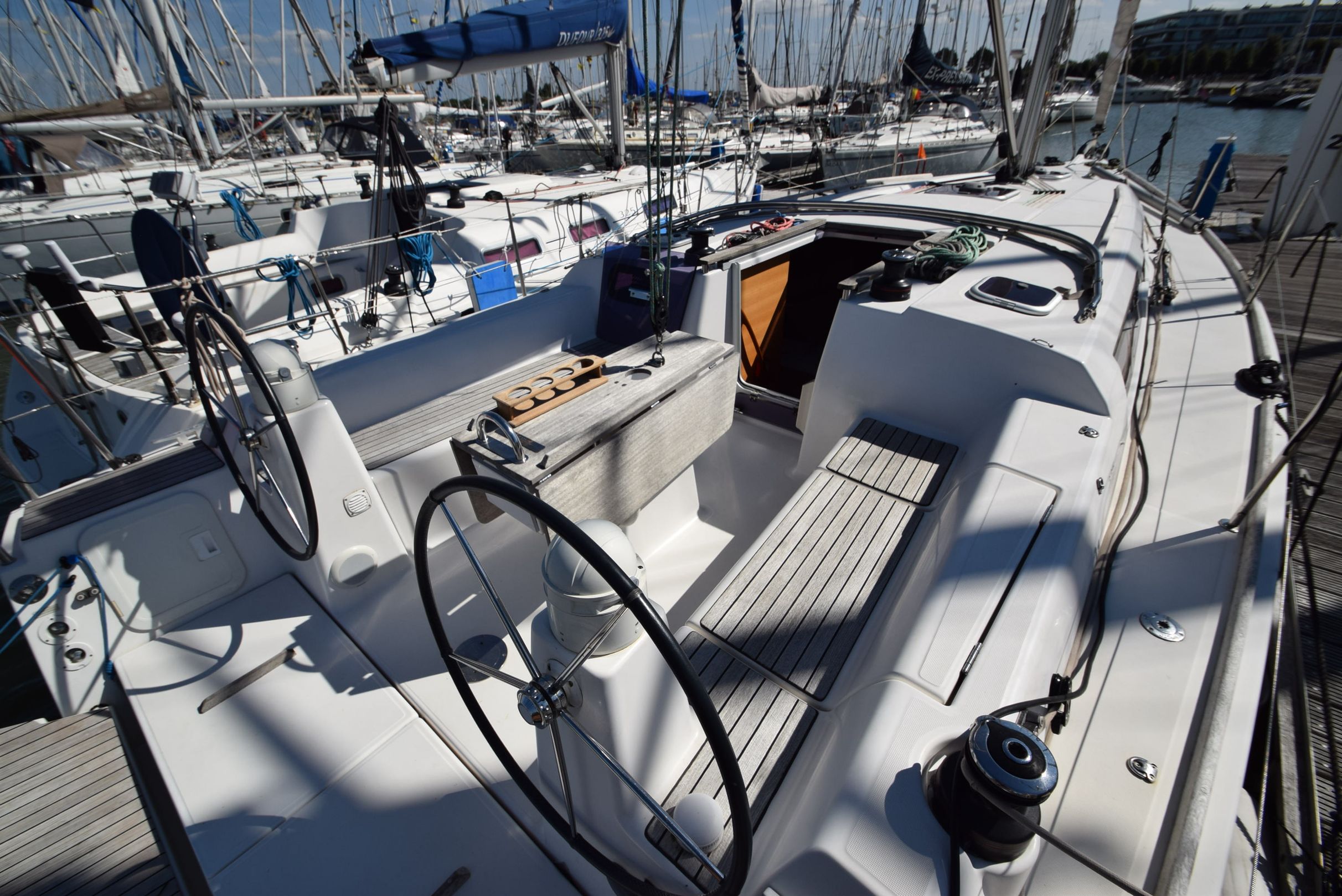 Dufour 335 Grand Large - 5