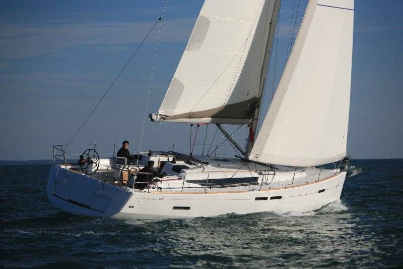 Sun Odyssey 449