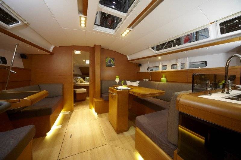 Sun Odyssey 449 - 2