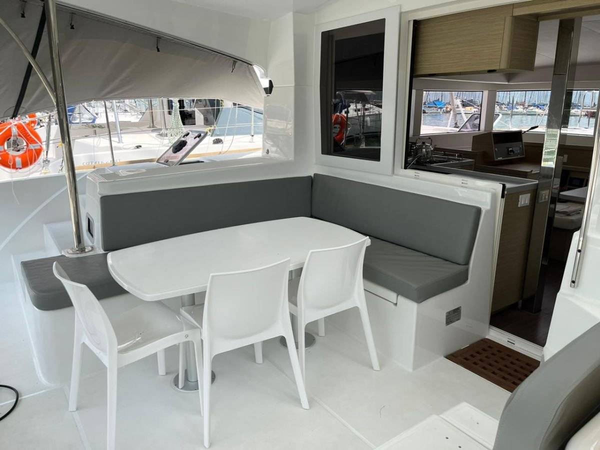 Lagoon 40 - 3