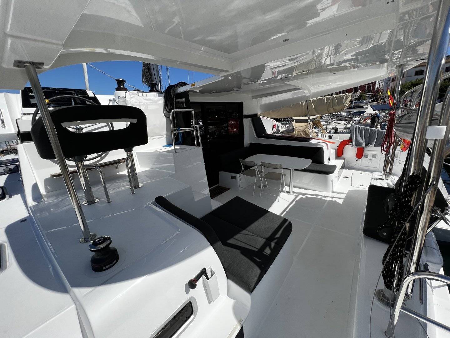 Lagoon 42 - 5
