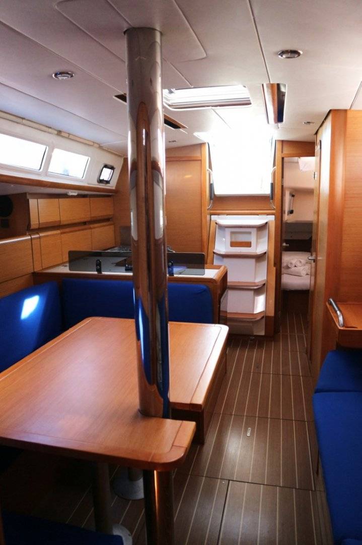 Sun Odyssey 379 - 2