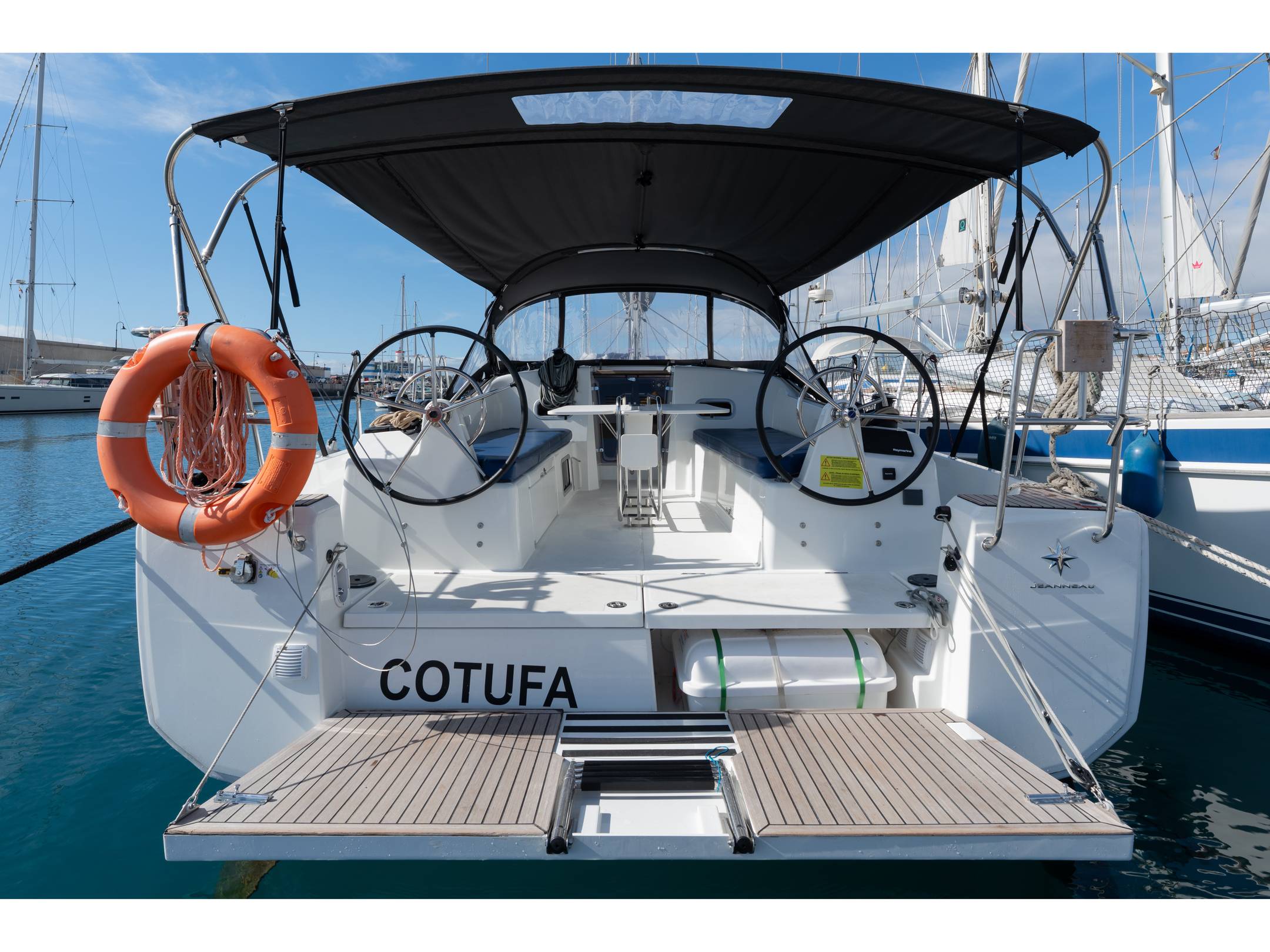 Sun Odyssey 380