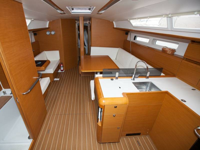 Sun Odyssey 439 - 5