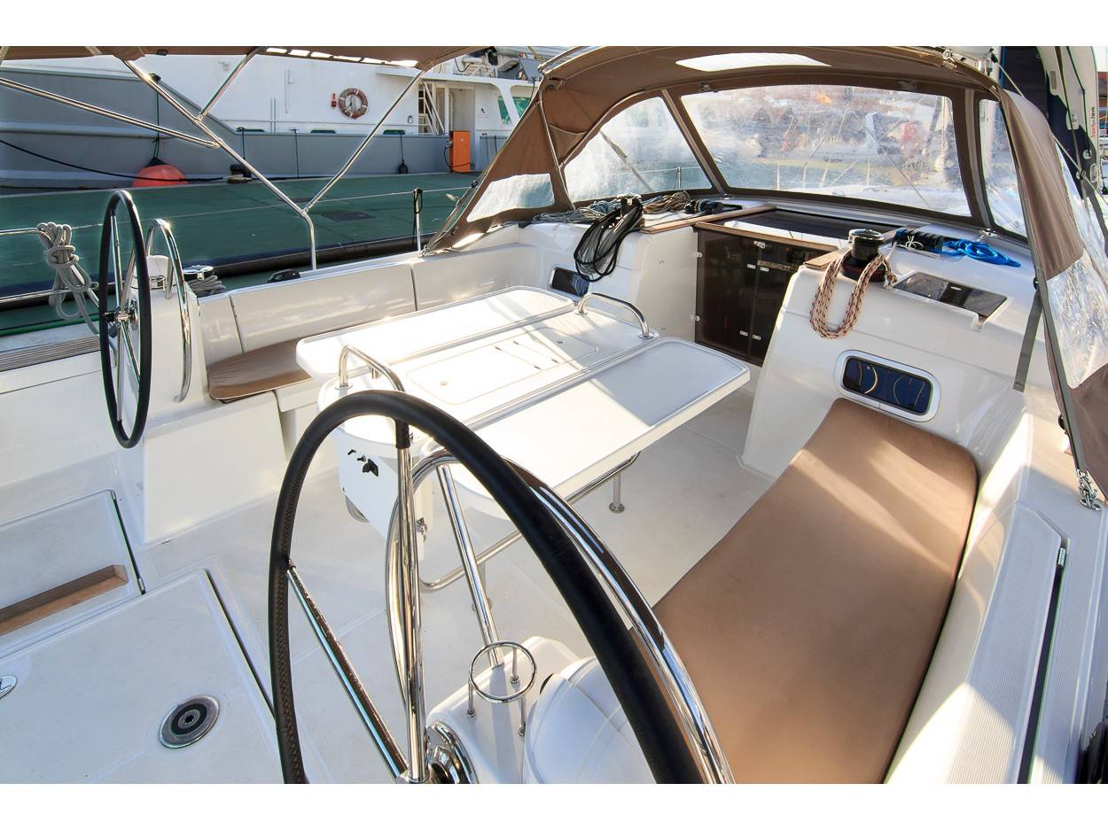Sun Odyssey 519 - 2