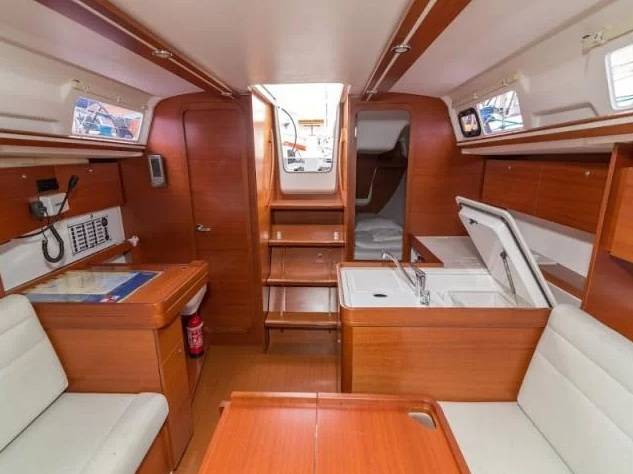 Dufour 335 Grand Large - 5