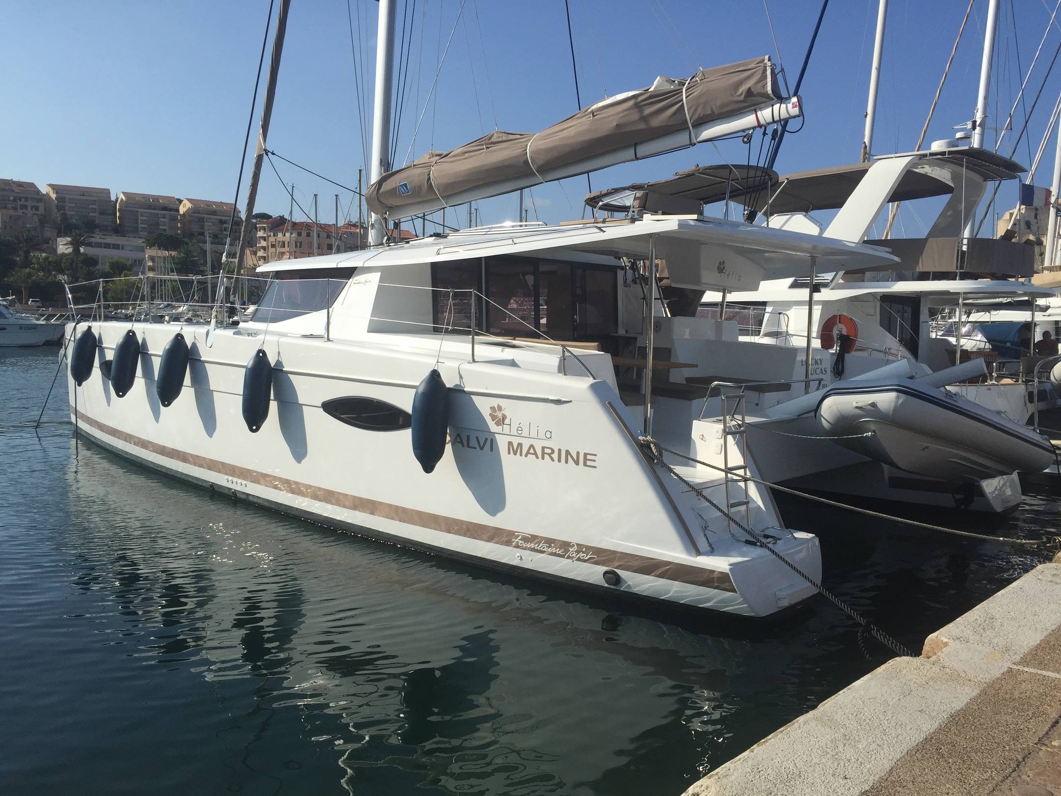Helia 44 - 2