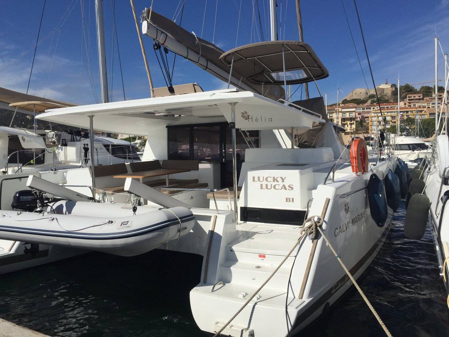 Helia 44