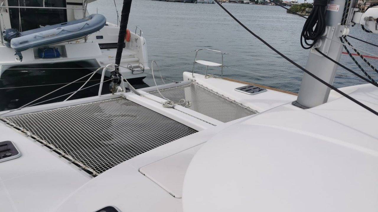Lagoon 380 - 3