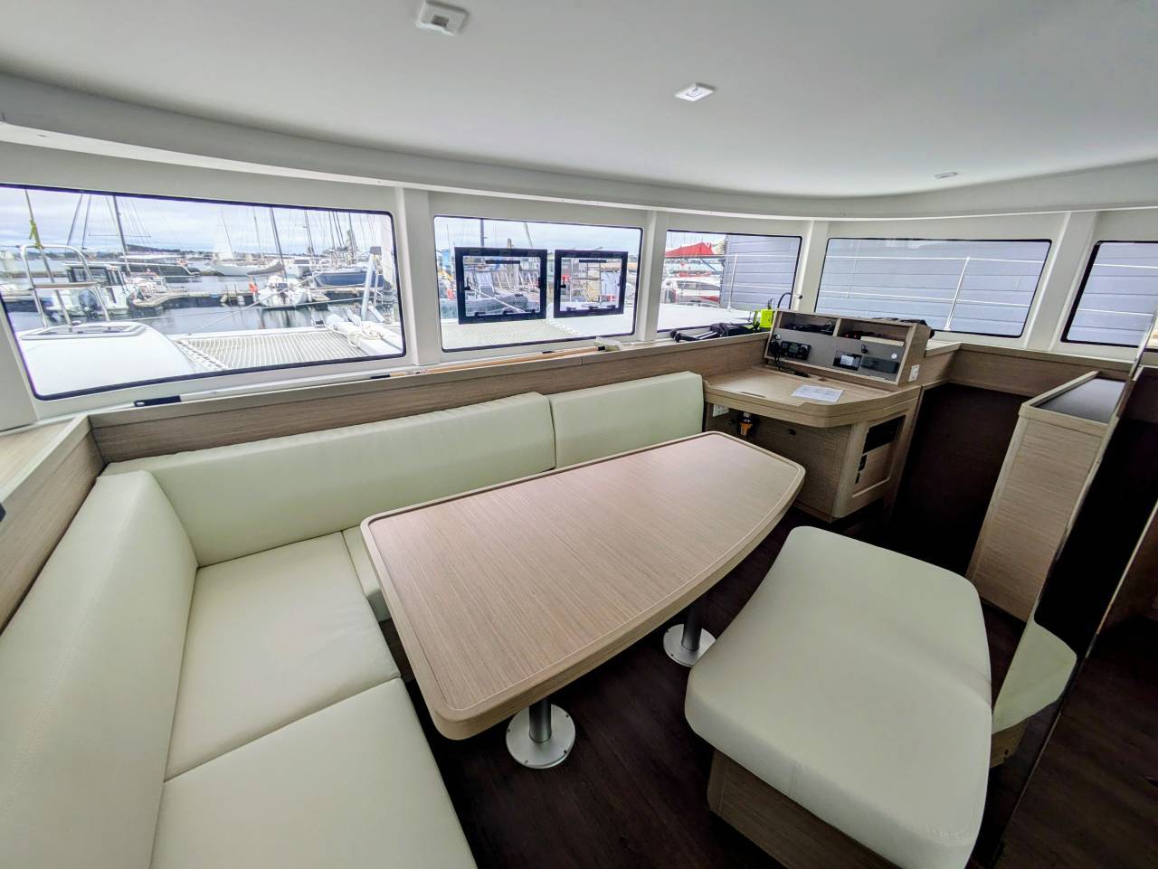Lagoon 42 - 5