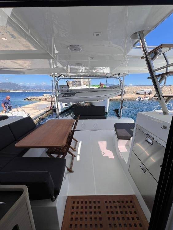 Lagoon 42 - 3