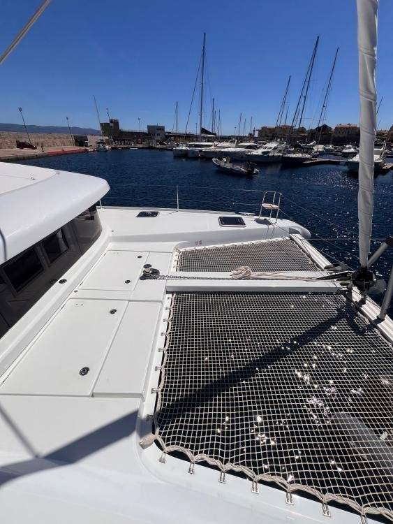 Lagoon 42 - 2