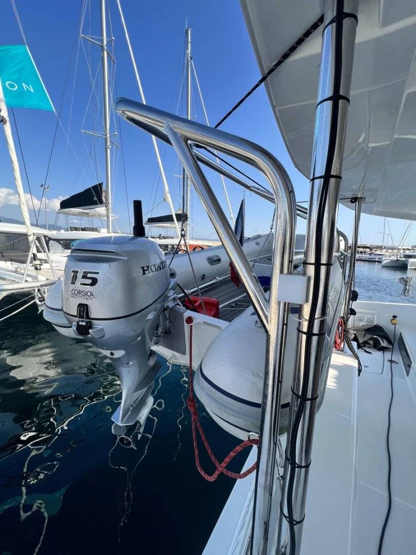 Lagoon 42 - 3