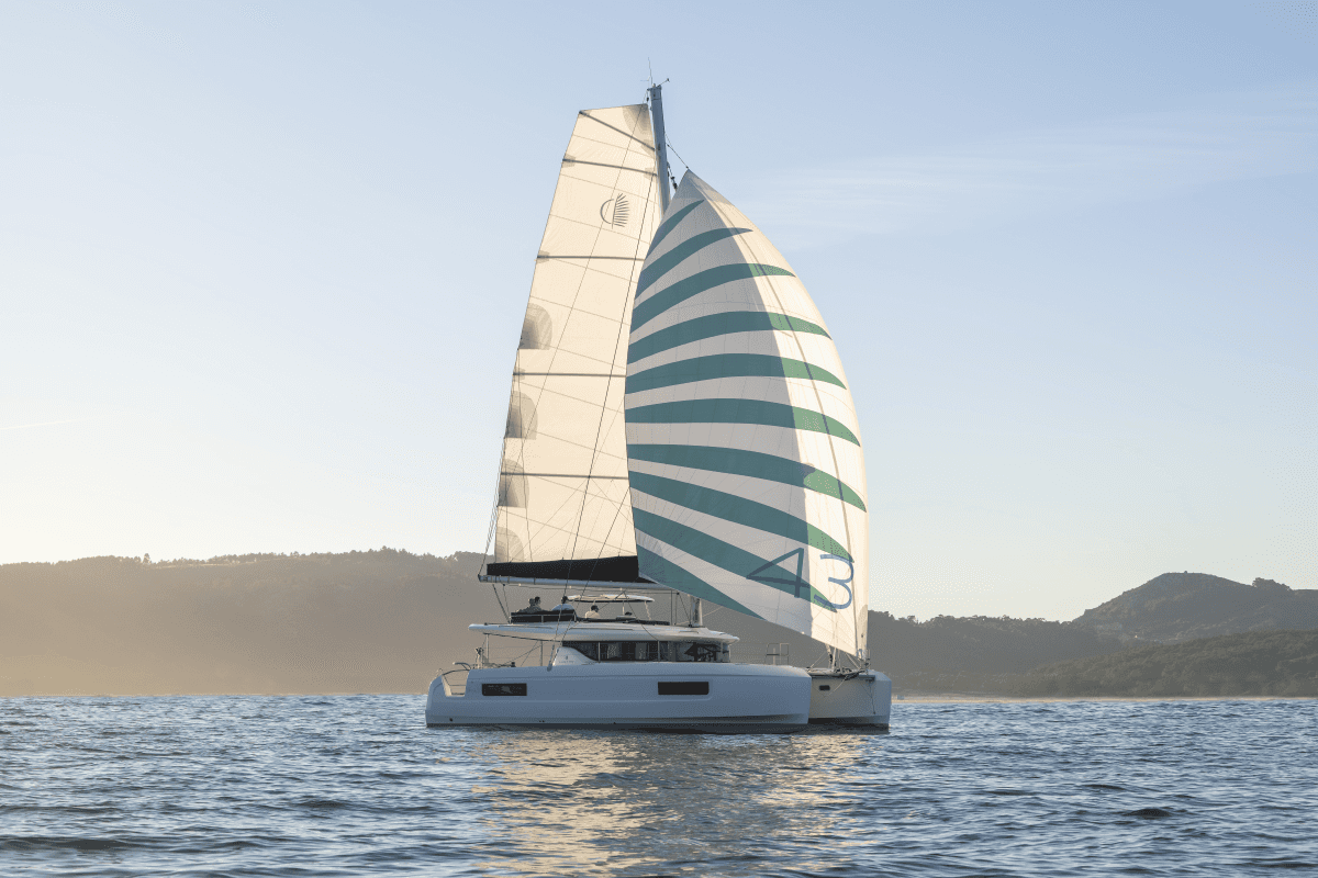 Lagoon 43