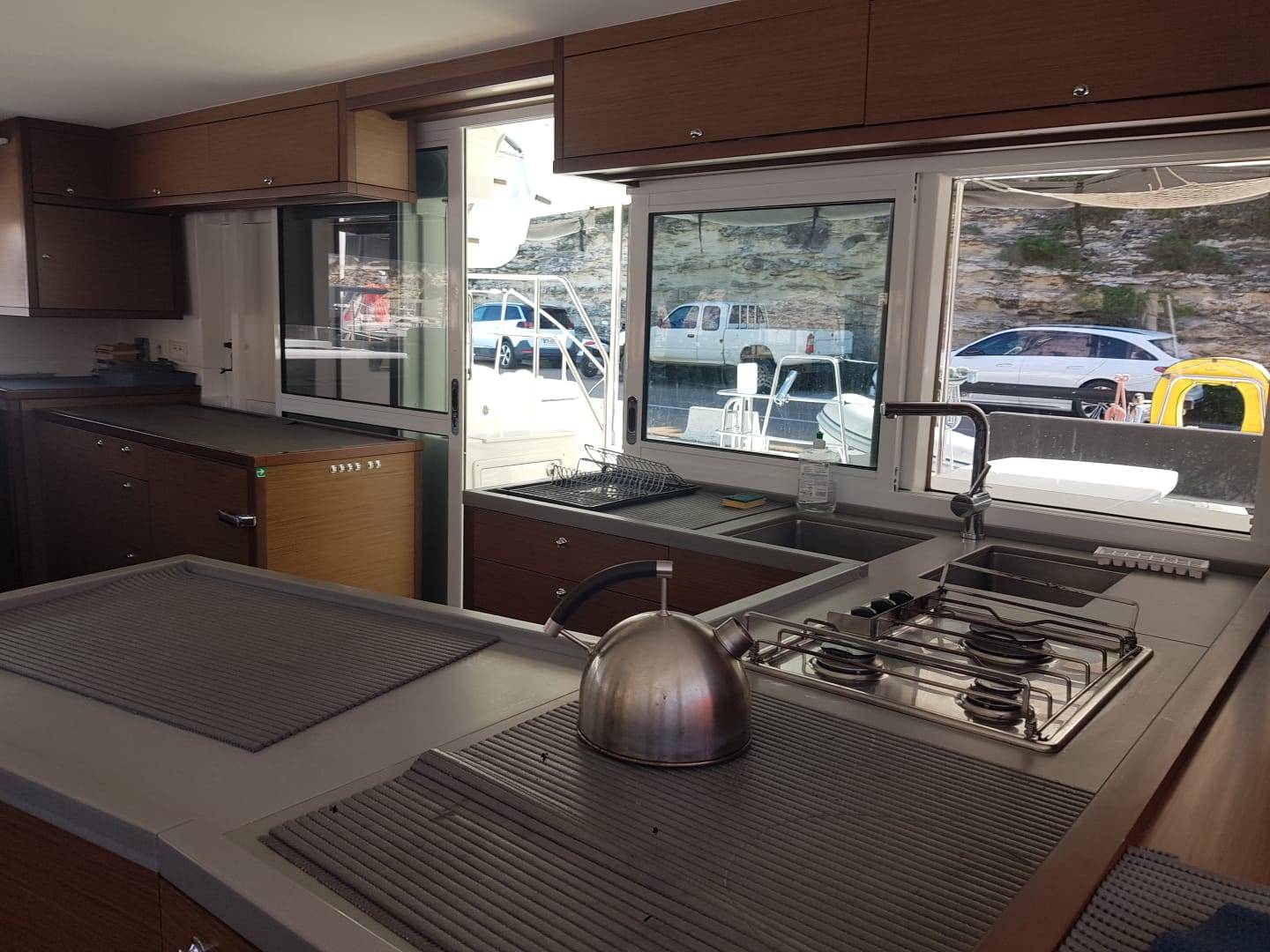 Lagoon 450 SporTop - 3