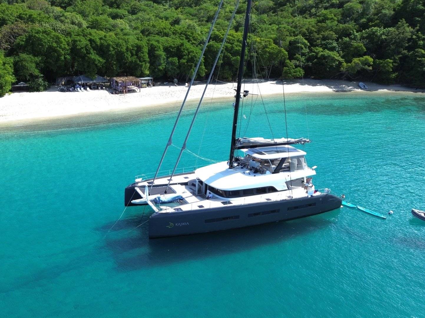 Lagoon Seventy 7