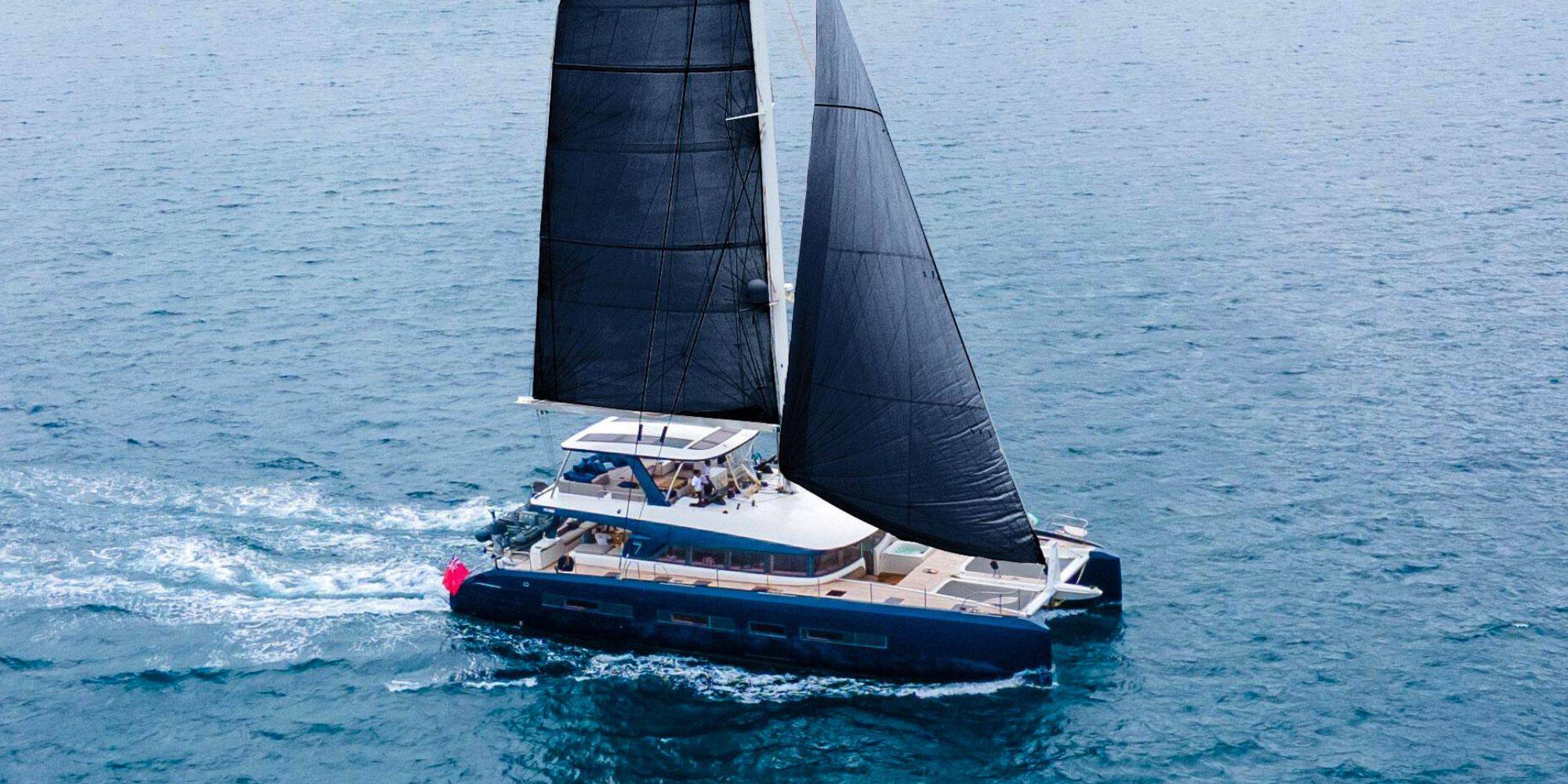 Lagoon Seventy 7