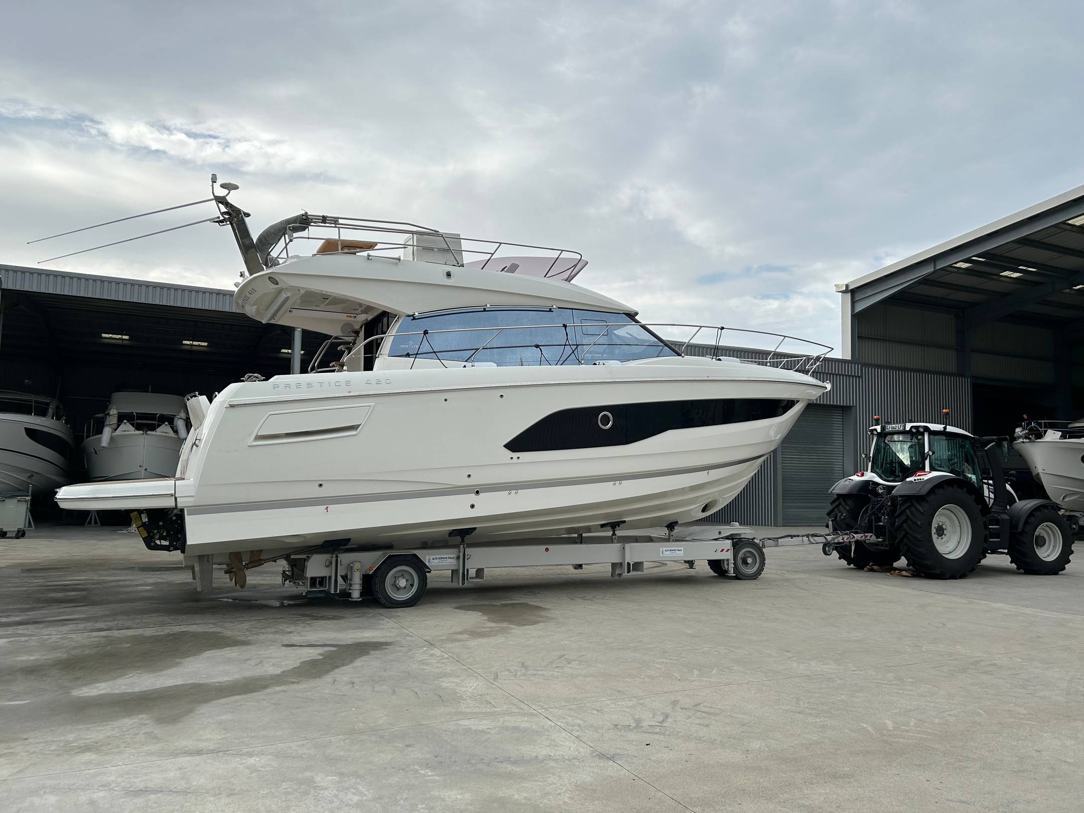 Prestige 420 Fly - 3