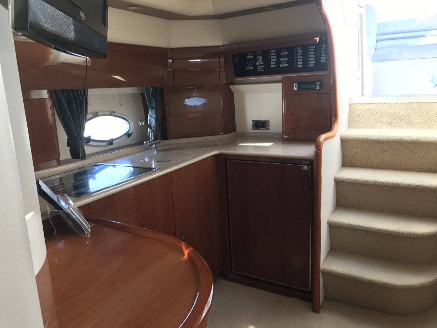 Princess V42 - 3