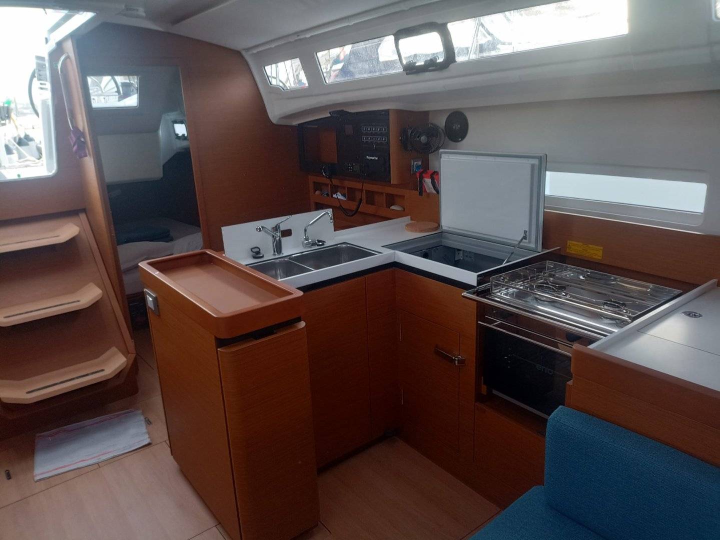 Sun Odyssey 410 - 3
