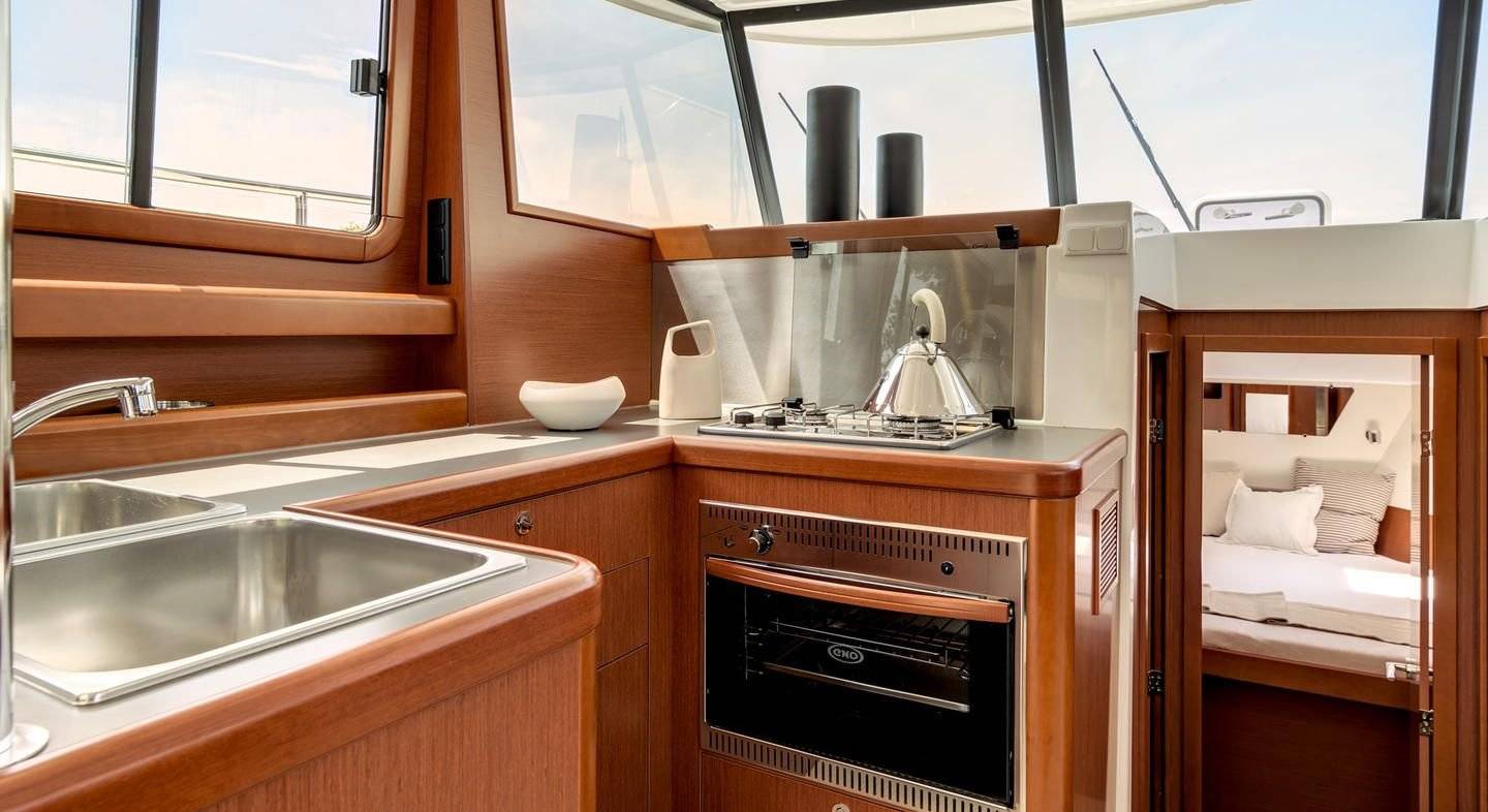 Swift Trawler 34 - 4