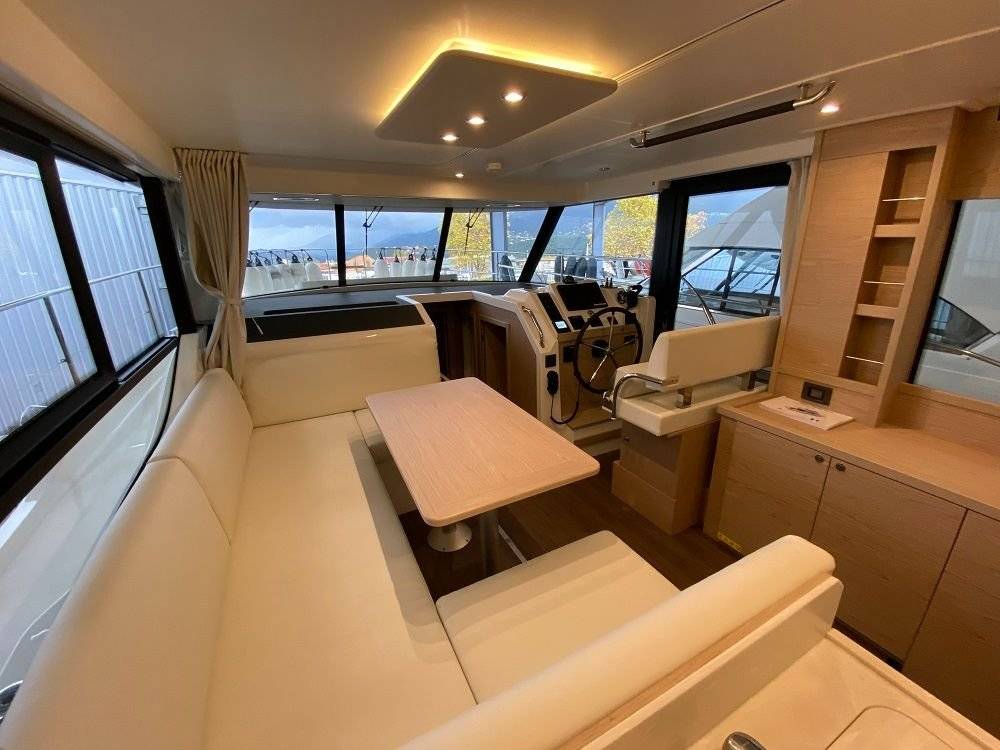 Swift Trawler 41 Fly - 4