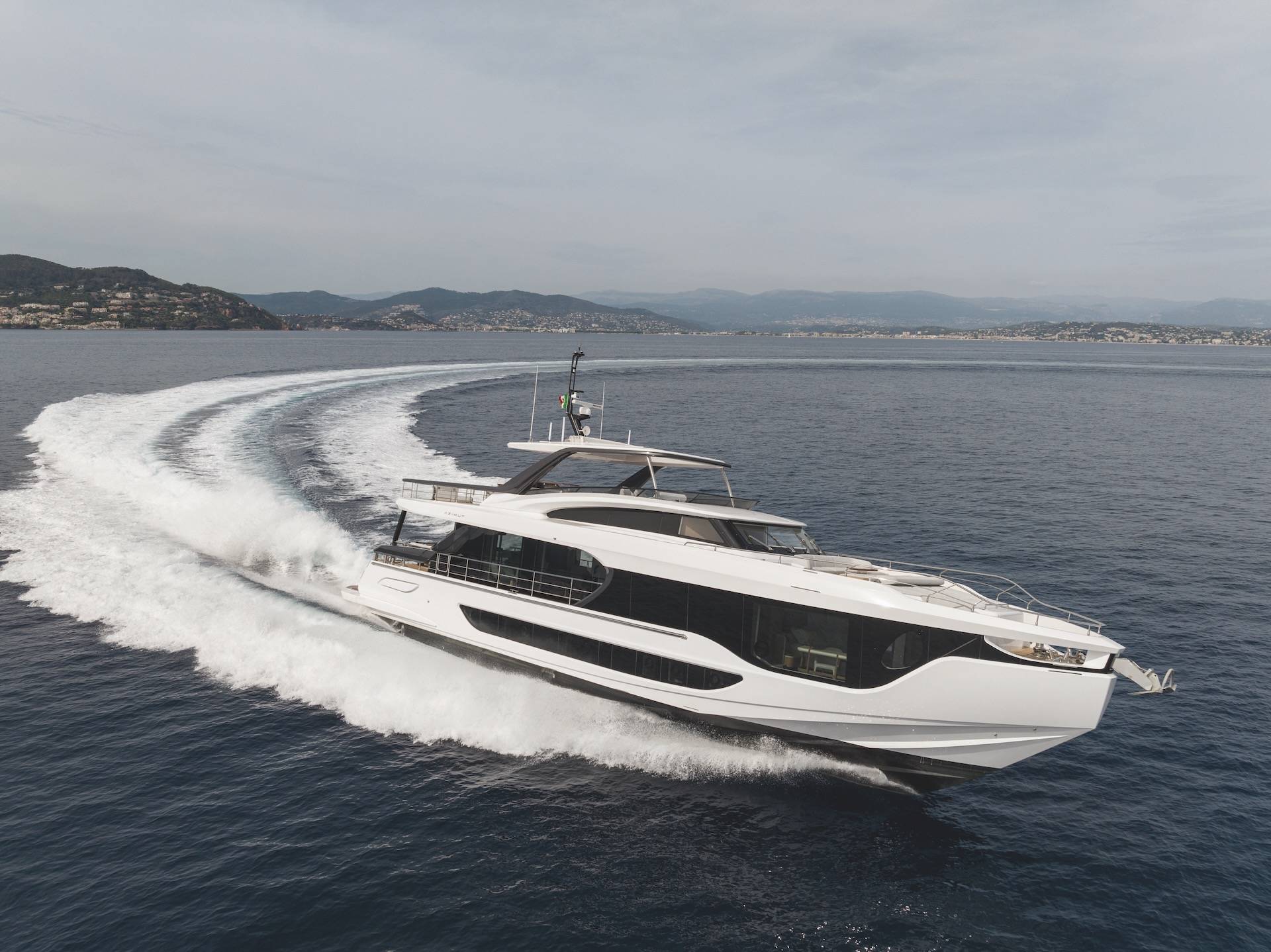 Azimut Grande 26