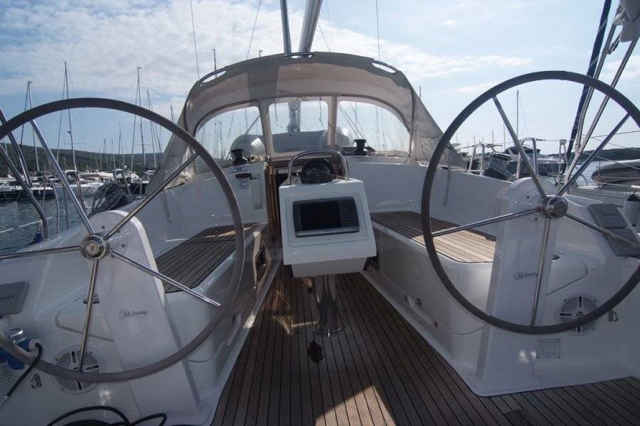 Bavaria 37 Cruiser - 3