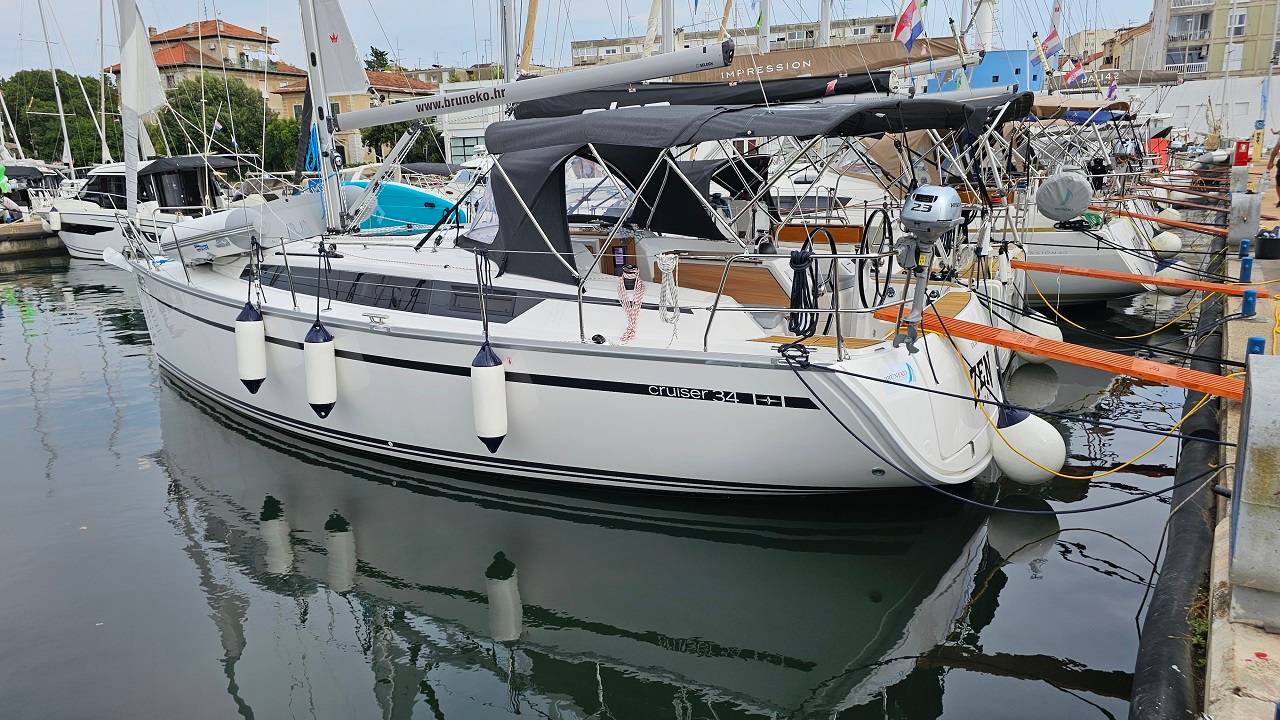 Bavaria Cruiser 34 - 2