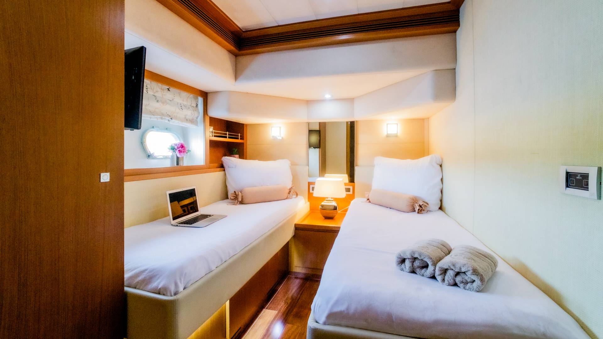 Ferretti 780 - 4