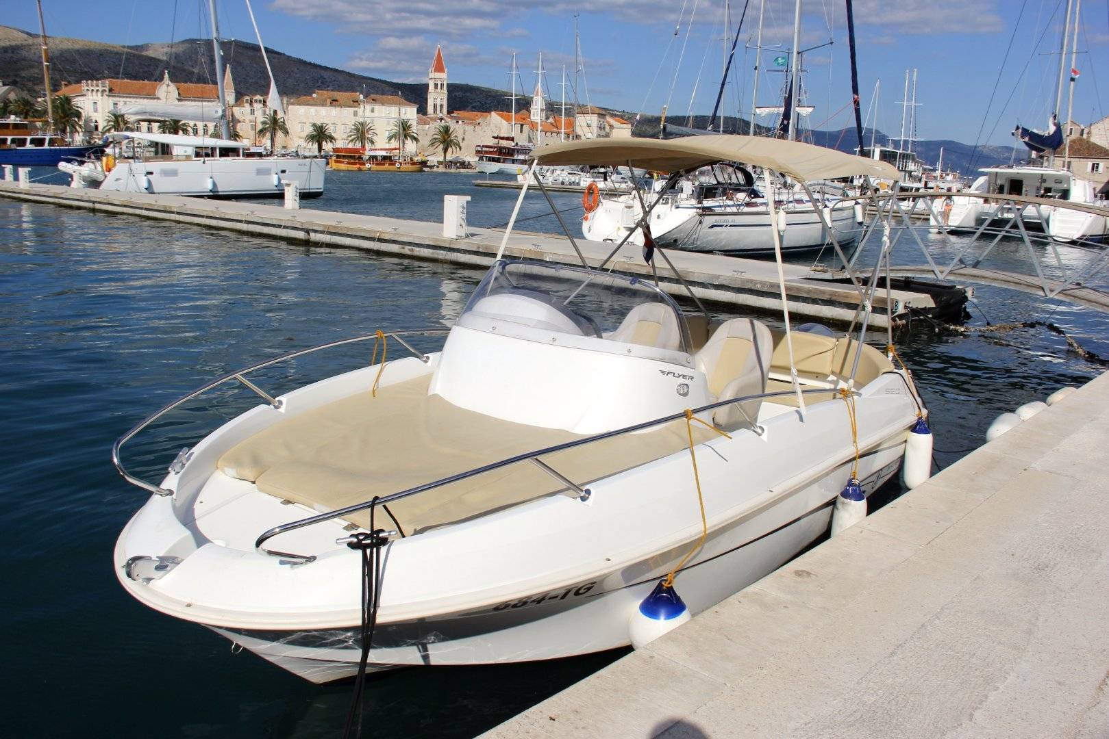 Flyer 550 Sun Deck - 5