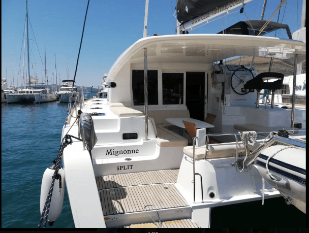 Lagoon 40