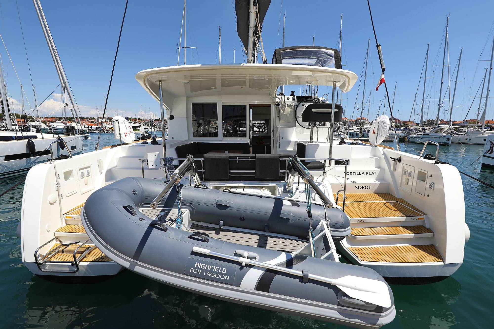 Lagoon 40 - 3