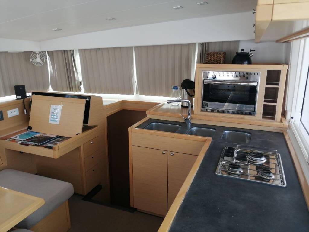 Lagoon 400 S2 - 4