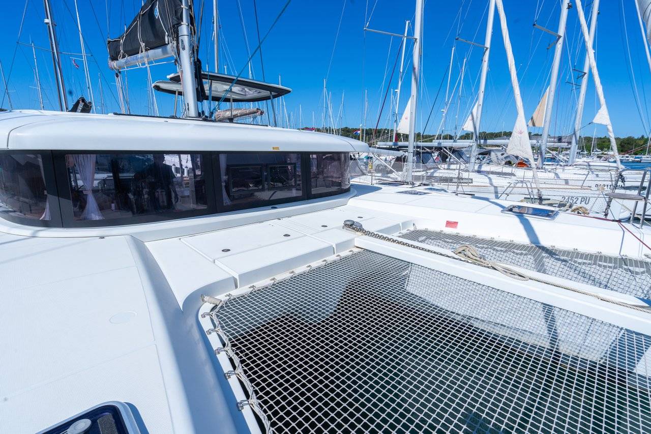 Lagoon 42 - 5