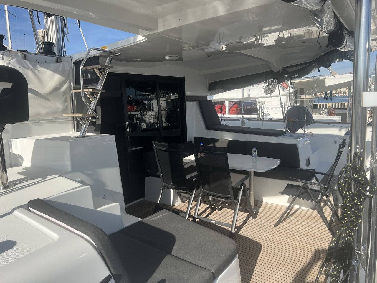 Lagoon 42 - 2