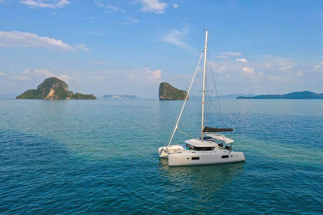 Lagoon 42 - 3