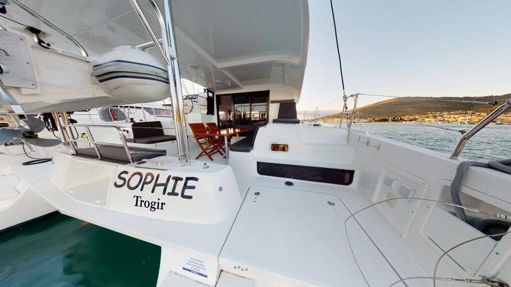 Lagoon 42 - 2