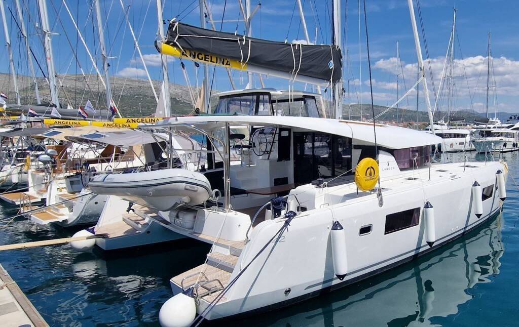 Lagoon 42 - 2