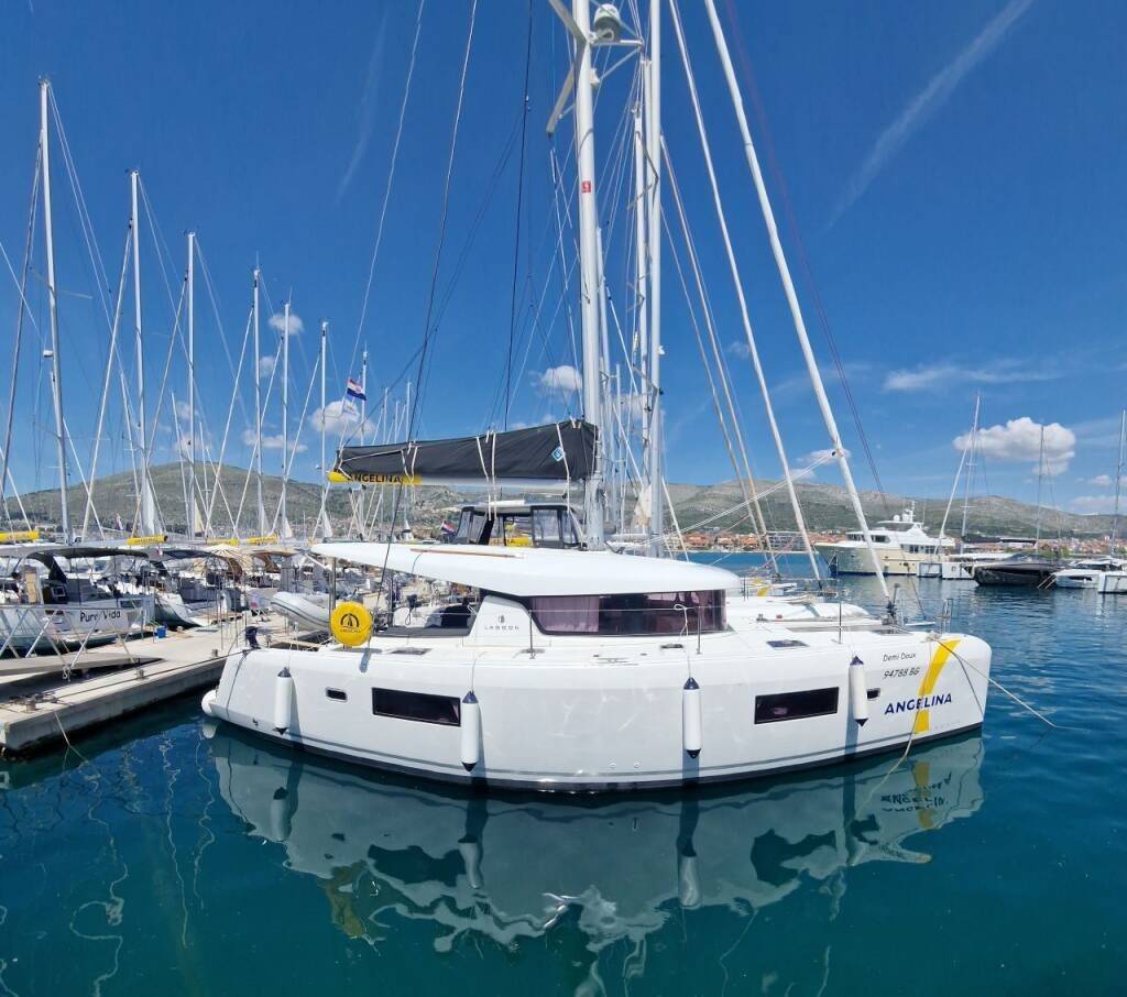 Lagoon 42 - 3