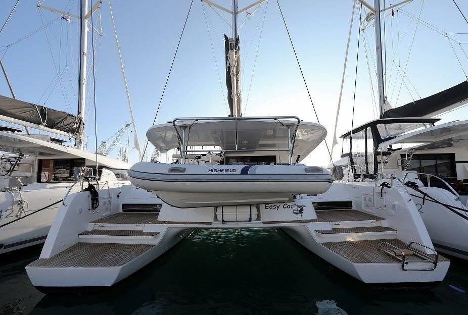 Lagoon 42