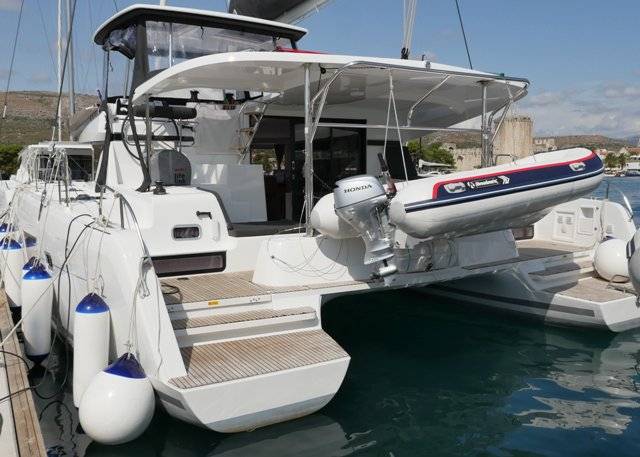 Lagoon 42 - 3