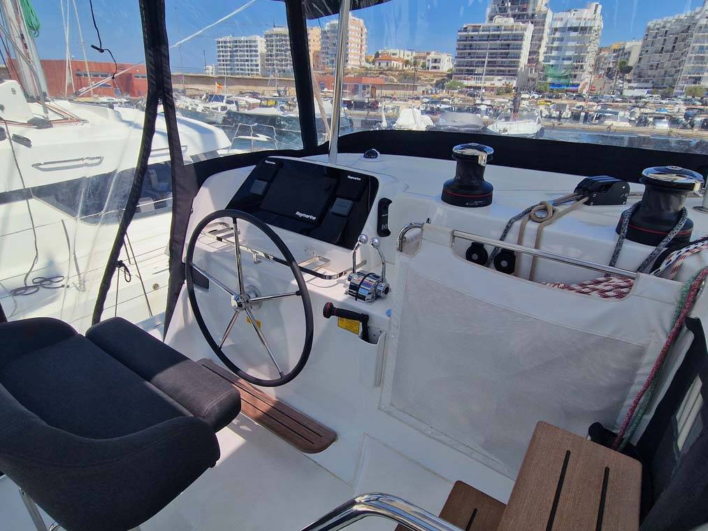 Lagoon 42 - 4