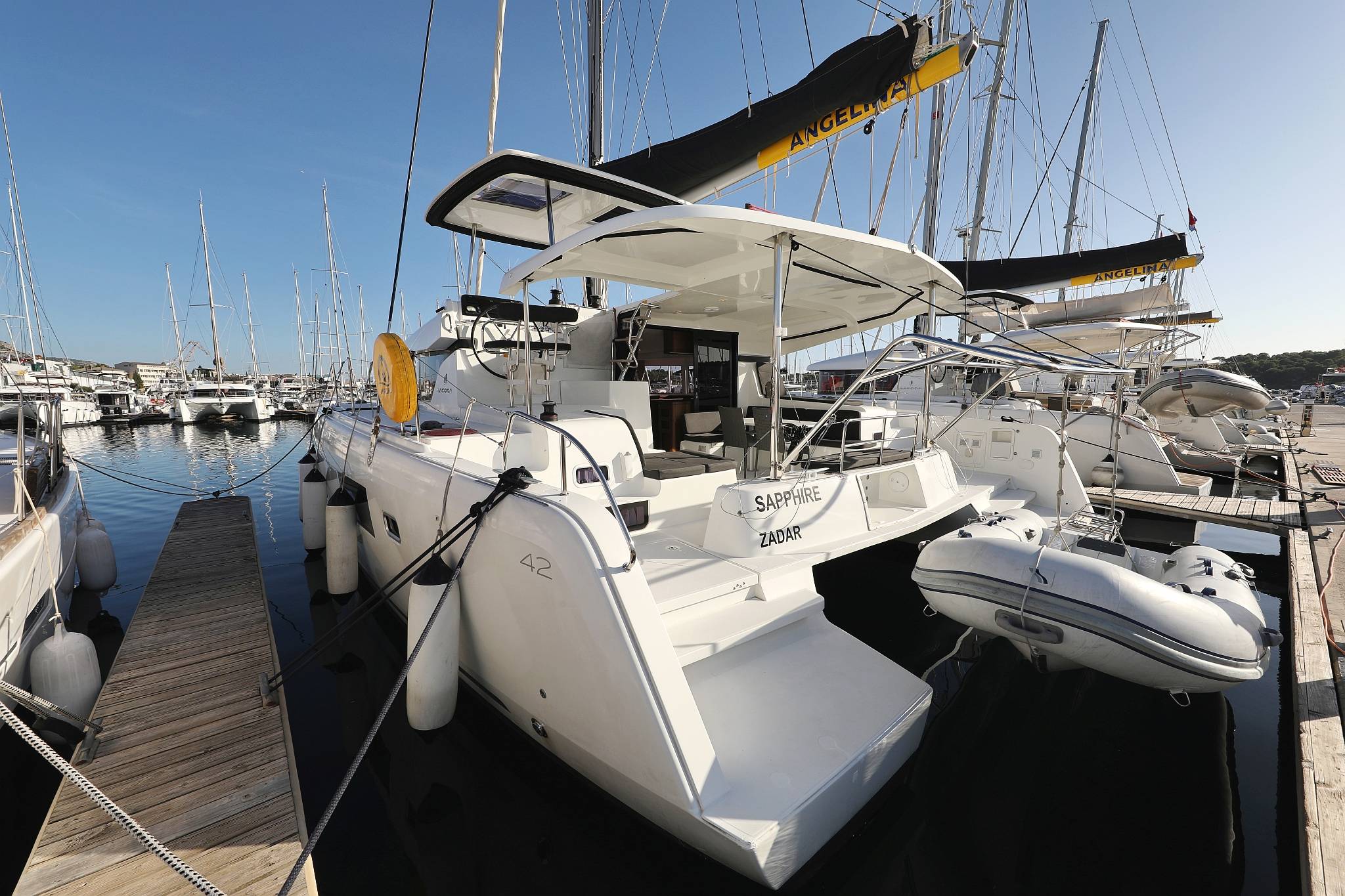 Lagoon 42 - 5