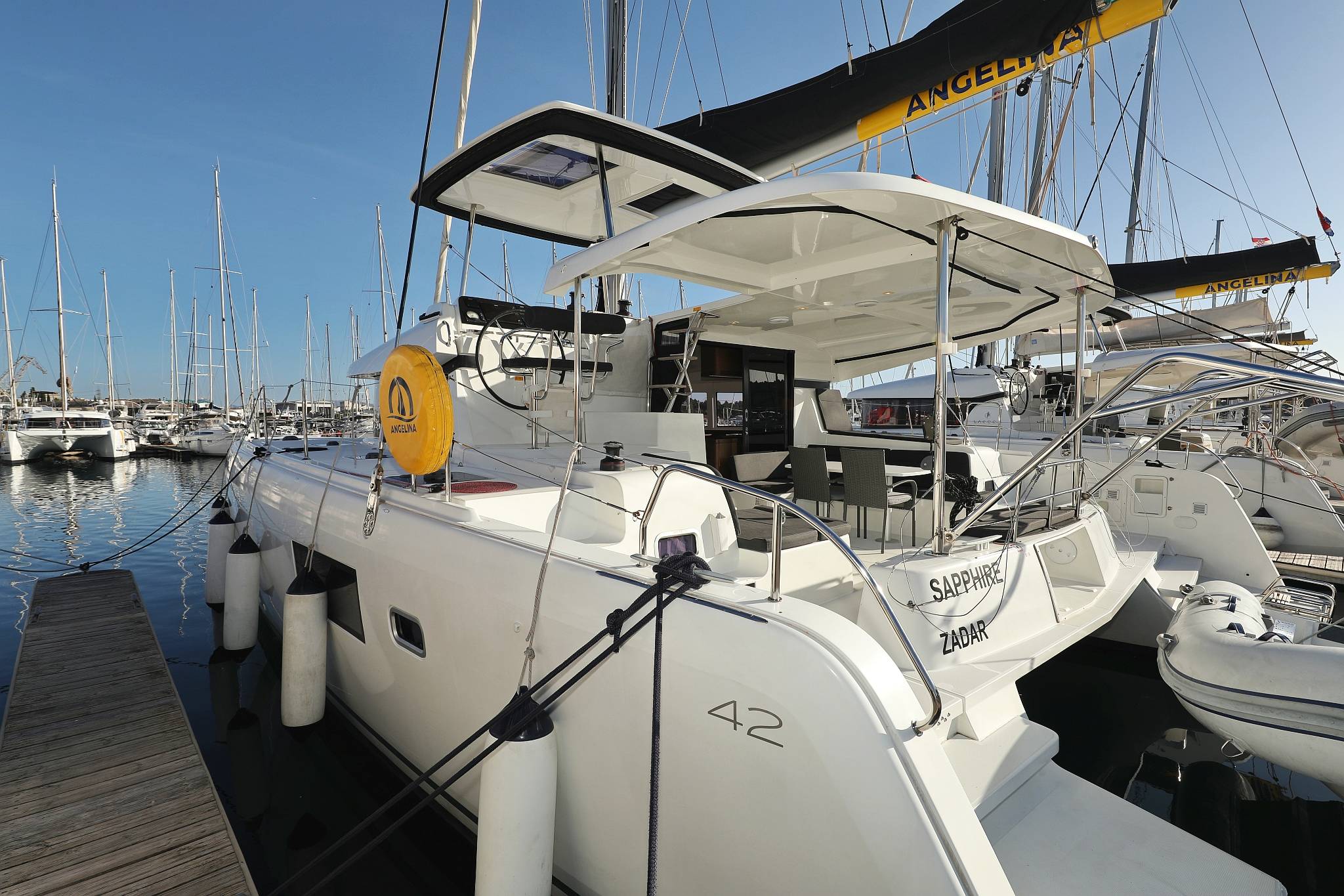 Lagoon 42 - 4