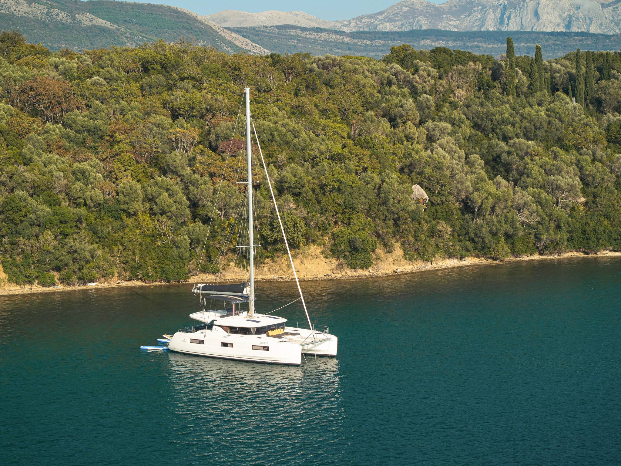 Lagoon 46 - 4