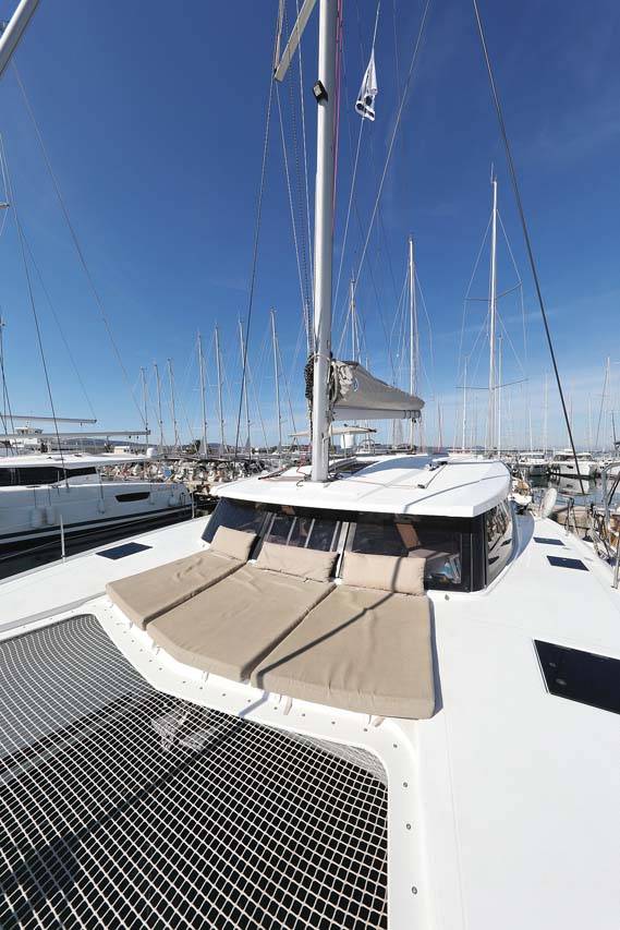 Lucia 40 - 4