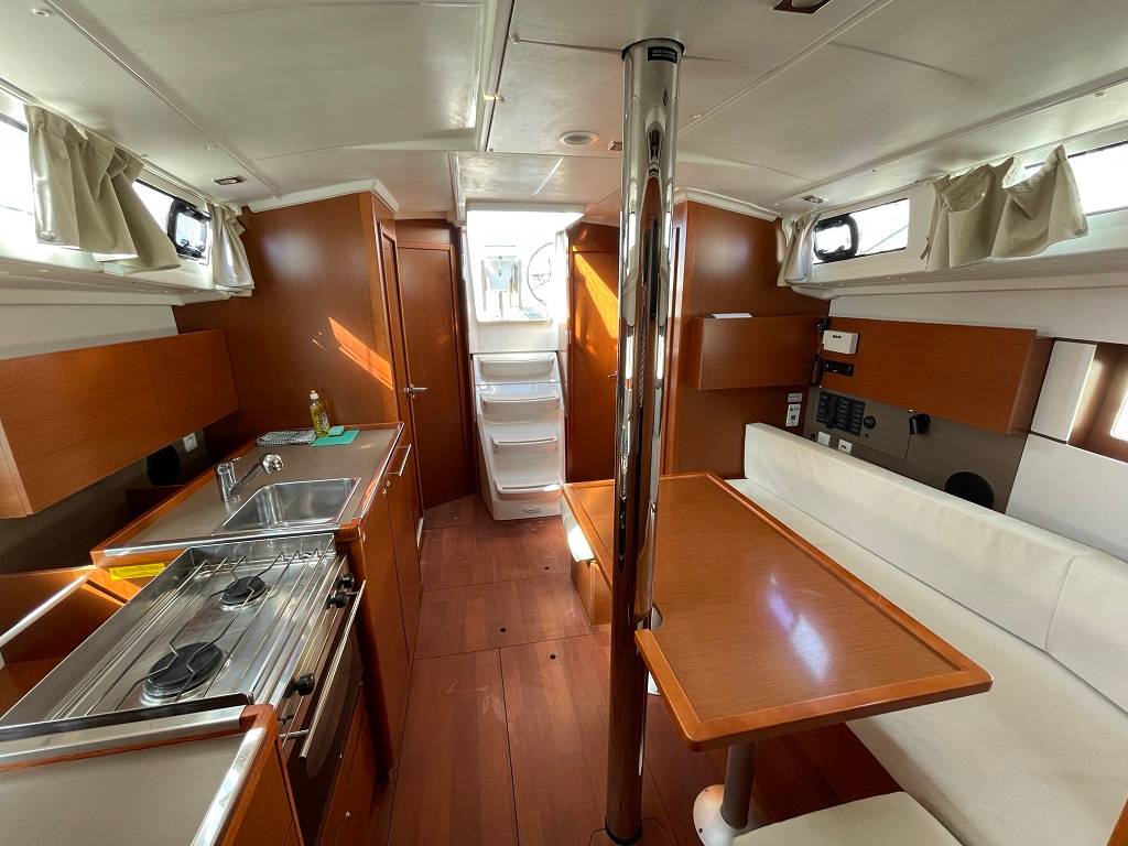 Oceanis 38 - 4